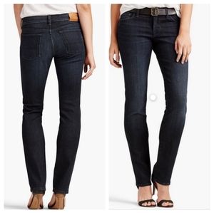 Lucky Brand Sweet Straight Jeans in Buena Park Wash.